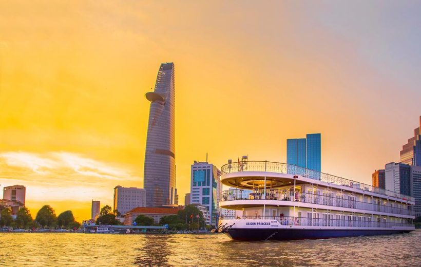 WATER PUPPETRY & DINNER CRUISE in HO CHI MINH CITY
